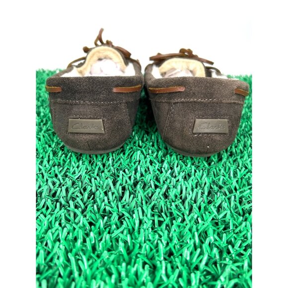 Clarks Adalyn Suede Moccasin Slippers Size 9M | Cozy‎ Faux Fur Lined Comfort - Picture 5 of 7